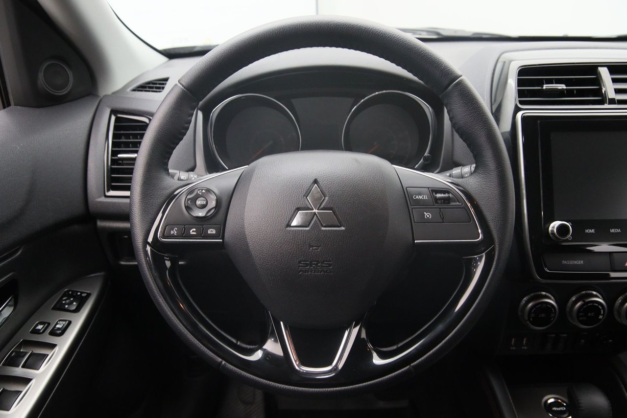 2024 Mitsubishi RVR VIN JA4AJVAW6RU608056 Black Chicoutimi - photo #10