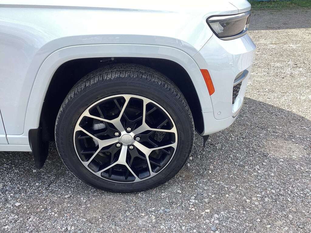 Jeep Grand Cherokee 2023 Blanc Gatineau - photo #8