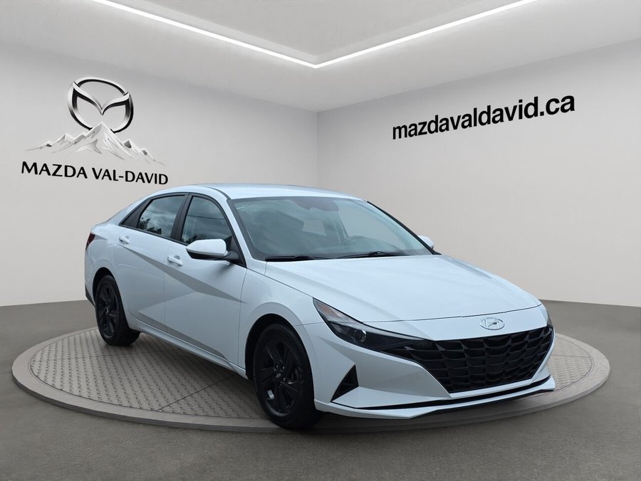 2021 Hyundai Elantra Preferred IVT, Bluetooth, Commande audio au volant, volant chauffant White
