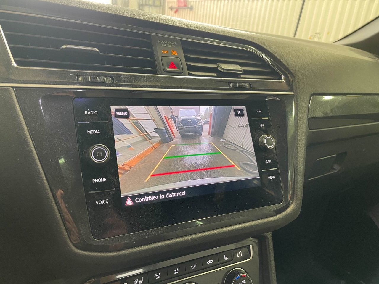 Volkswagen Tiguan HIGHLINE 4MOTION *TOIT* NAV CUIR FENDER CARPLAY 2020 Gris Saint-Jérôme - photo #15