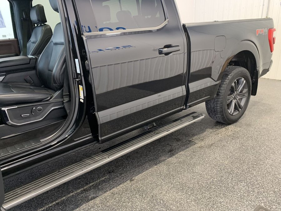2023 Ford F-150 SUPERCREW LARIAT 2023 Black