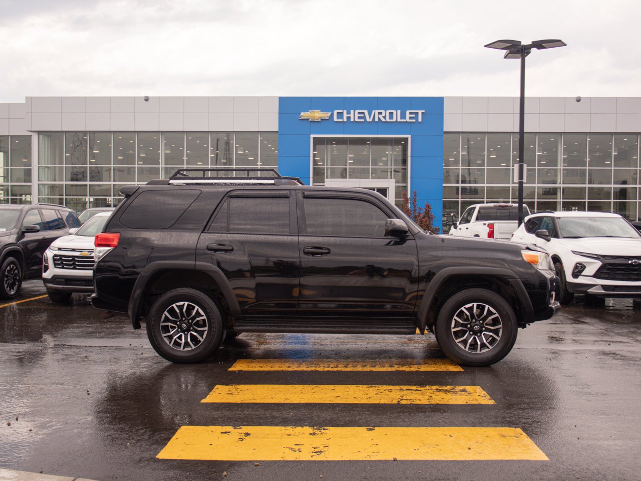 2013 Toyota 4Runner 4WD 4dr V6 SR5 Black Sherwood Park - photo #12
