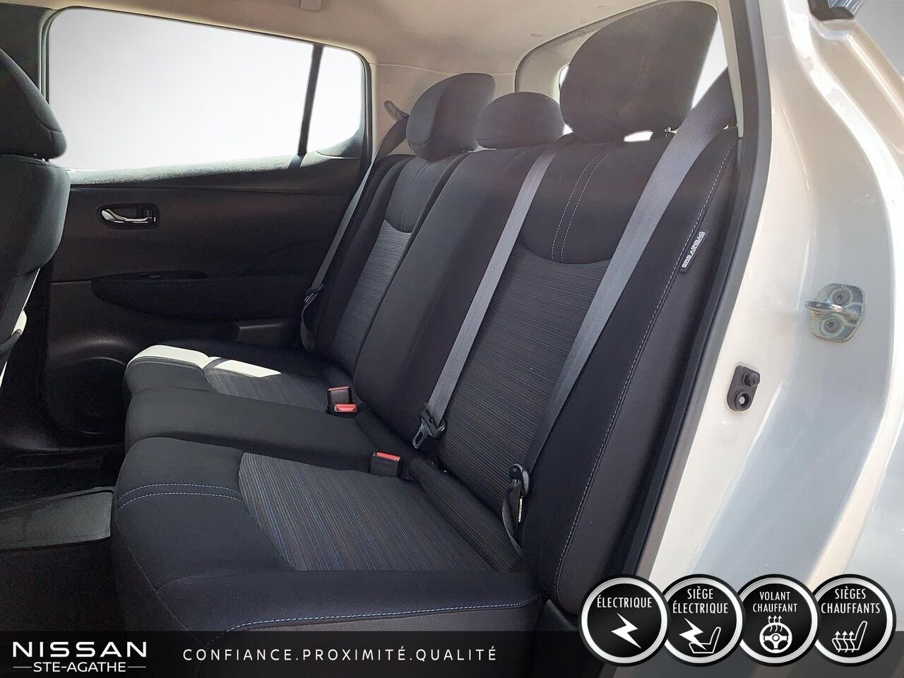 Nissan LEAF 2021 Blanc Saint-Jérôme - photo #8