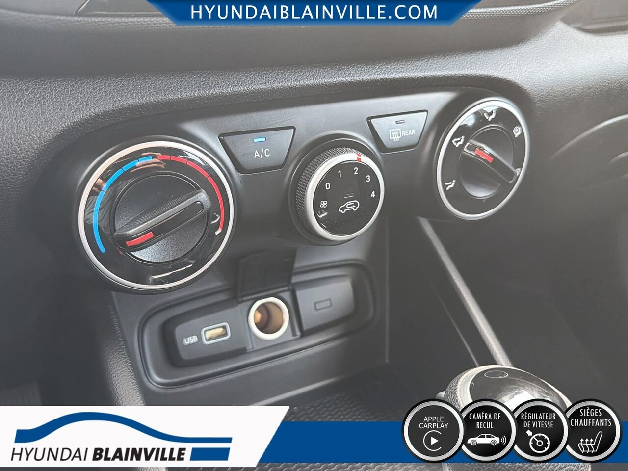 Hyundai Venue 2022 Noir Blainville - photo #15