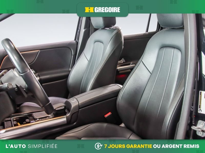 2023 Mercedes Benz GLA250 Black Saint-Eustache - photo #21