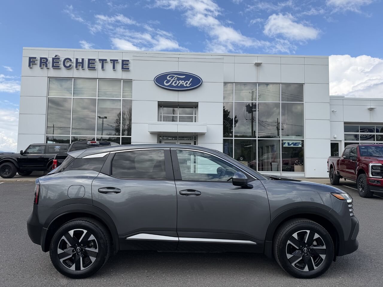 2025 NISSAN KICKS SV Grey Montmagny - photo #1