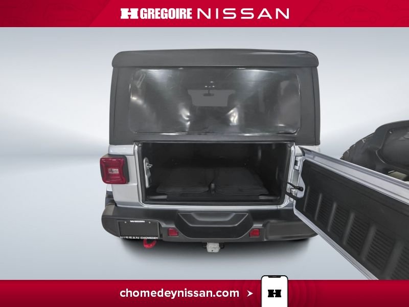 2023 Jeep Wrangler Silver Saint-Eustache - photo #26