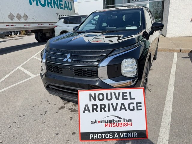 Mitsubishi Outlander ES S-AWC-BANC CHAUFFANT-CAMERA DE RECUL-CARPLAY/ANDROID AUTO 2022 Noir