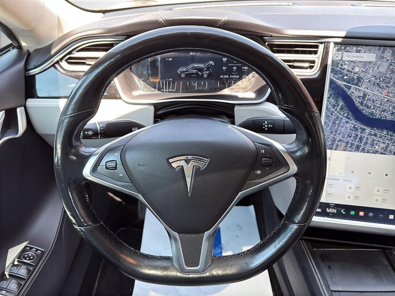 2015 TESLA MODEL S S Grey Saint-Hyacinthe - photo #9