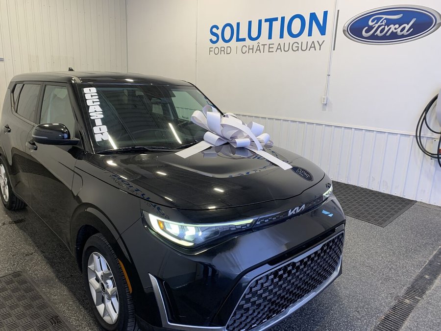 2023 Kia Soul 2023 Black