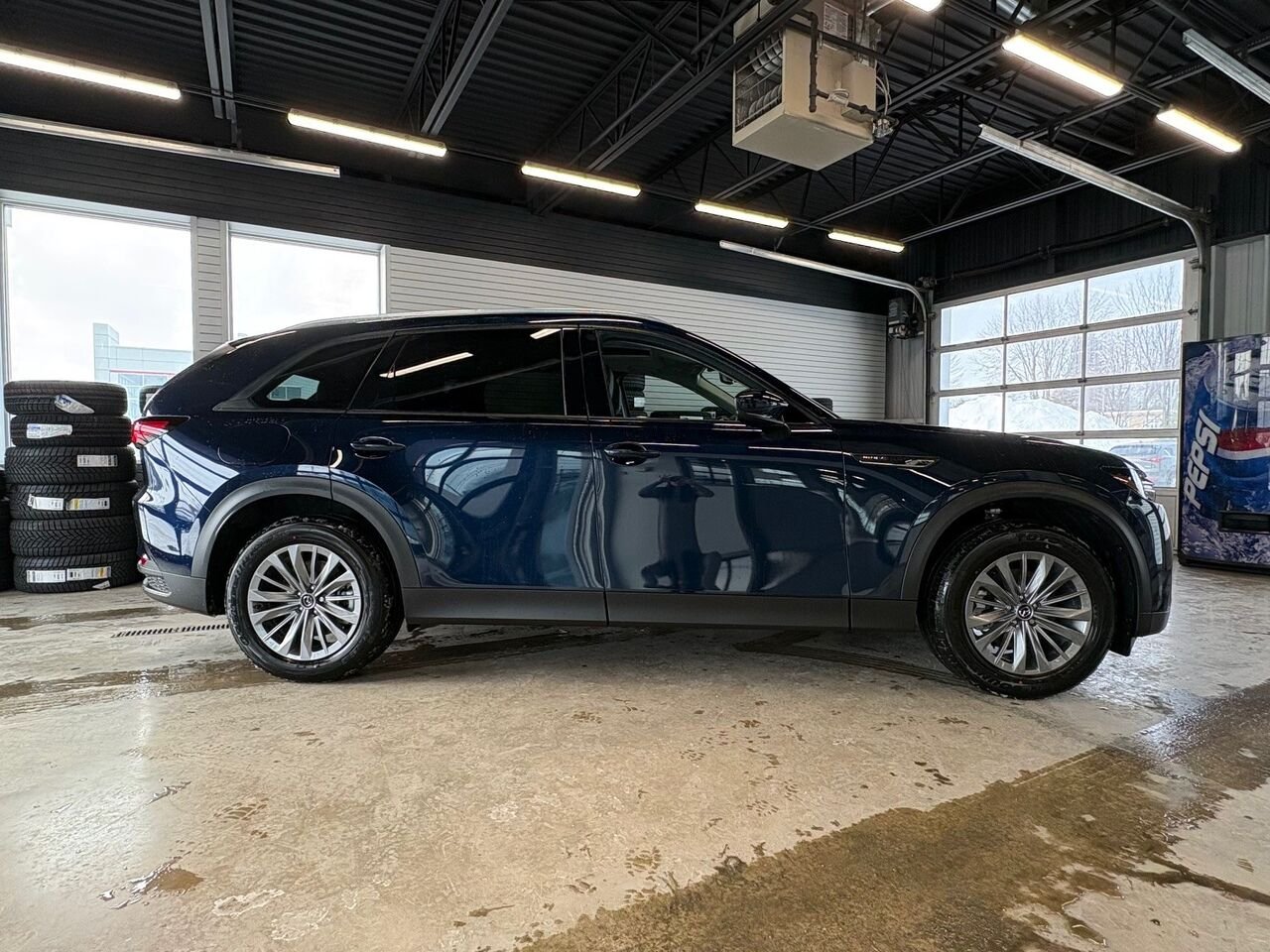 MAZDA CX-90 hybride rechargeable GS-L TI 2026 Bleu cristal foncé mica Châteauguay - photo #3