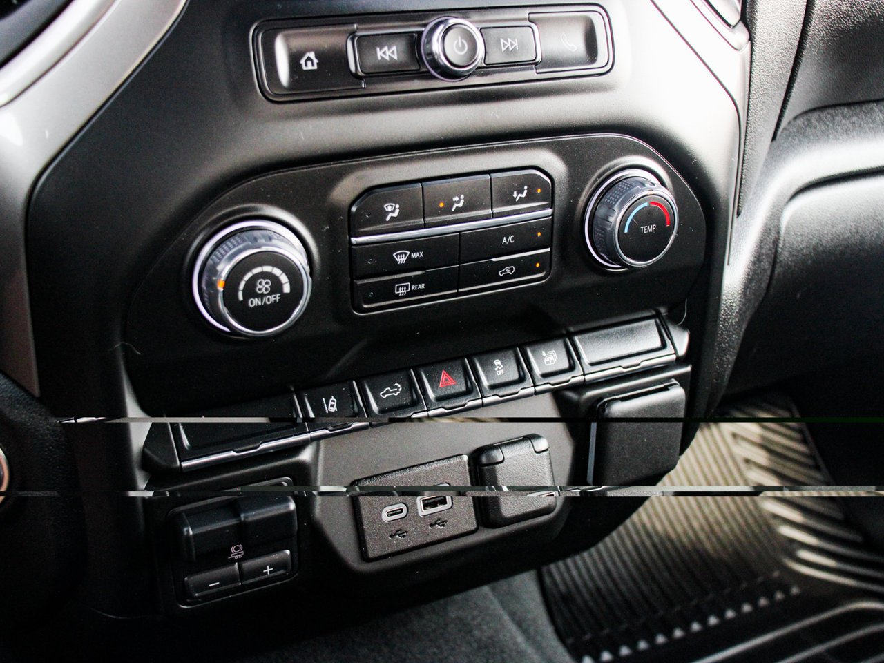 2024 Chevrolet Silverado 2500HD 4WD Crew Cab 159 Custom White Sherwood Park - photo #22