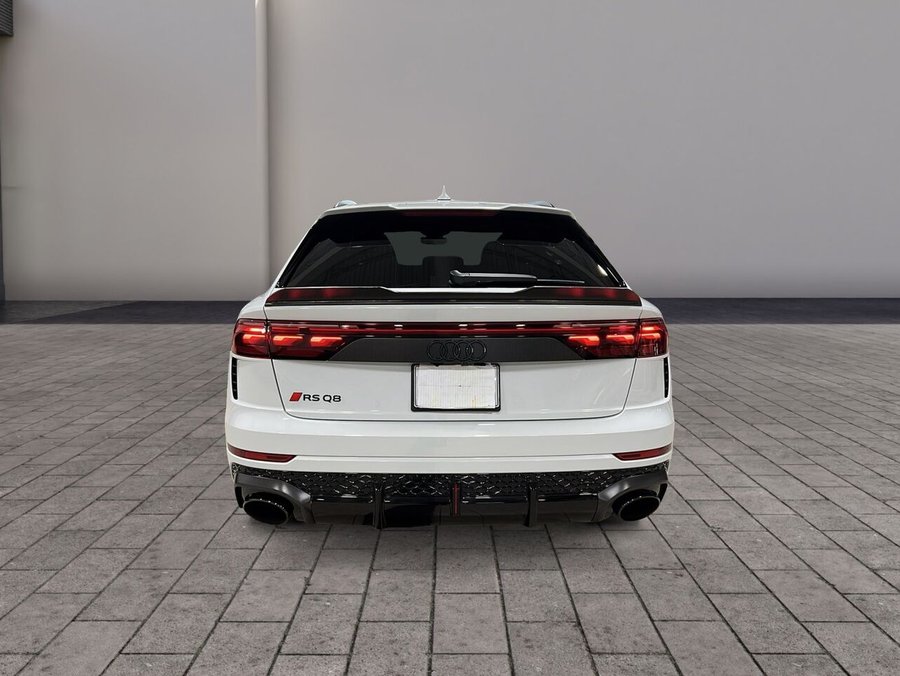 2026 Audi RS Q8 PERFORMANCE 2026 White