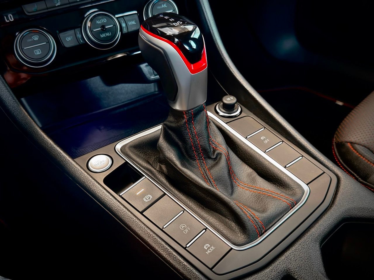 2022 Volkswagen Jetta GLI Black Notre-Dame-des-Prairies - photo #24