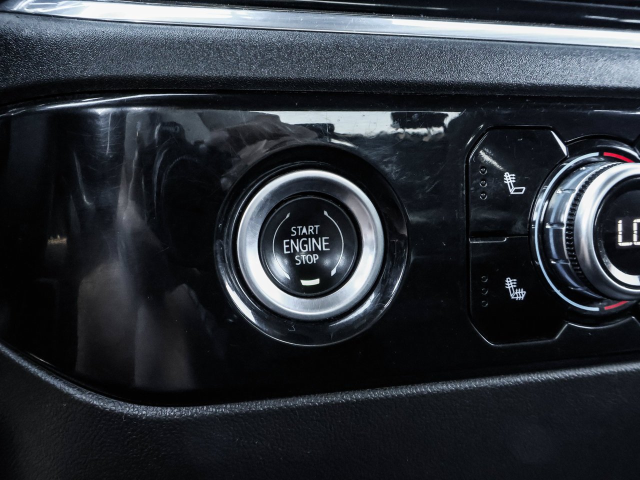 2023 GMC Sierra 1500 4WD Crew Cab 147 SLE Black Sherwood Park - photo #24
