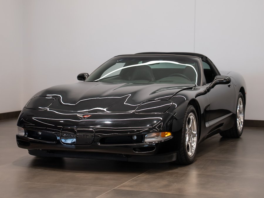 2002 Chevrolet Corvette 2002 Black