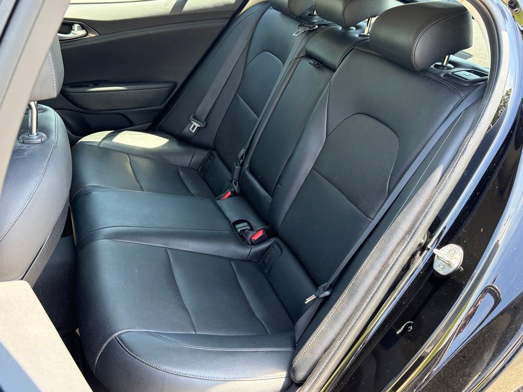 2018 Kia Stinger Black Gatineau - photo #17