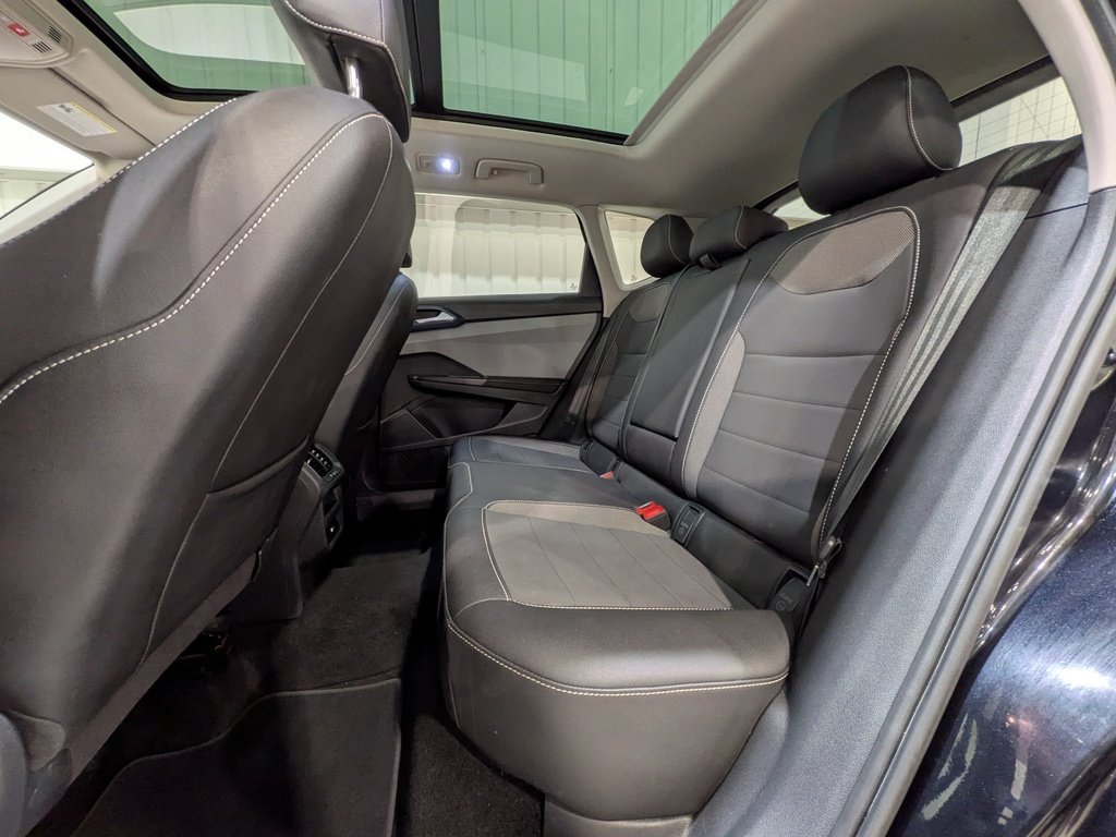 Volkswagen Taos Comfortline FWD 2024 Noir Val-David - photo #10