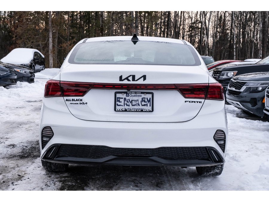 2023 Kia Forte 2023 White