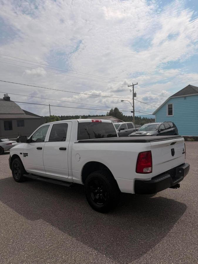 2023 RAM 1500 Classic Beige Lac Mégantic - photo #2