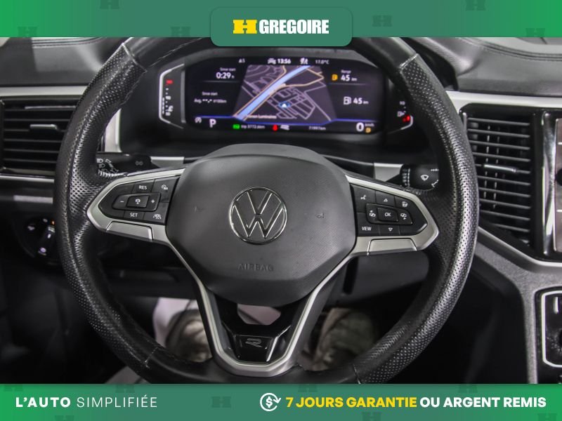 2022 Volkswagen Atlas White Laval - photo #17
