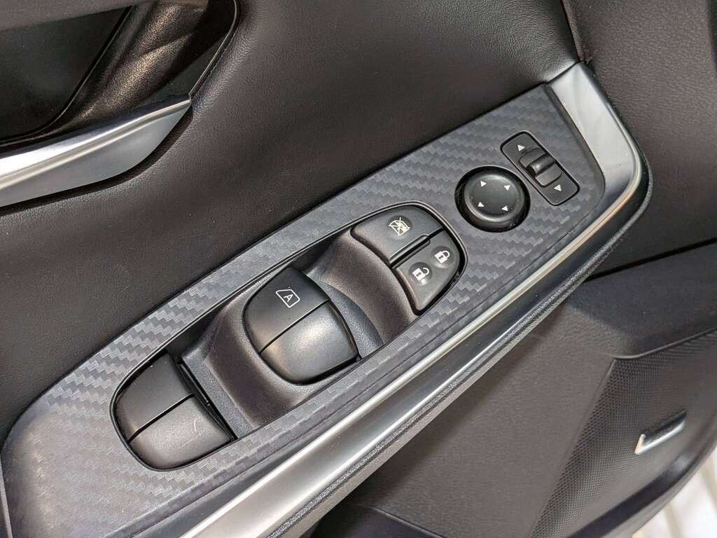 2024 Nissan Sentra SR Manual White Val-David - photo #32