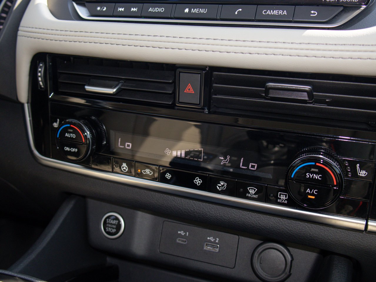 2021 Nissan Rogue AWD SV White Sherwood Park - photo #27