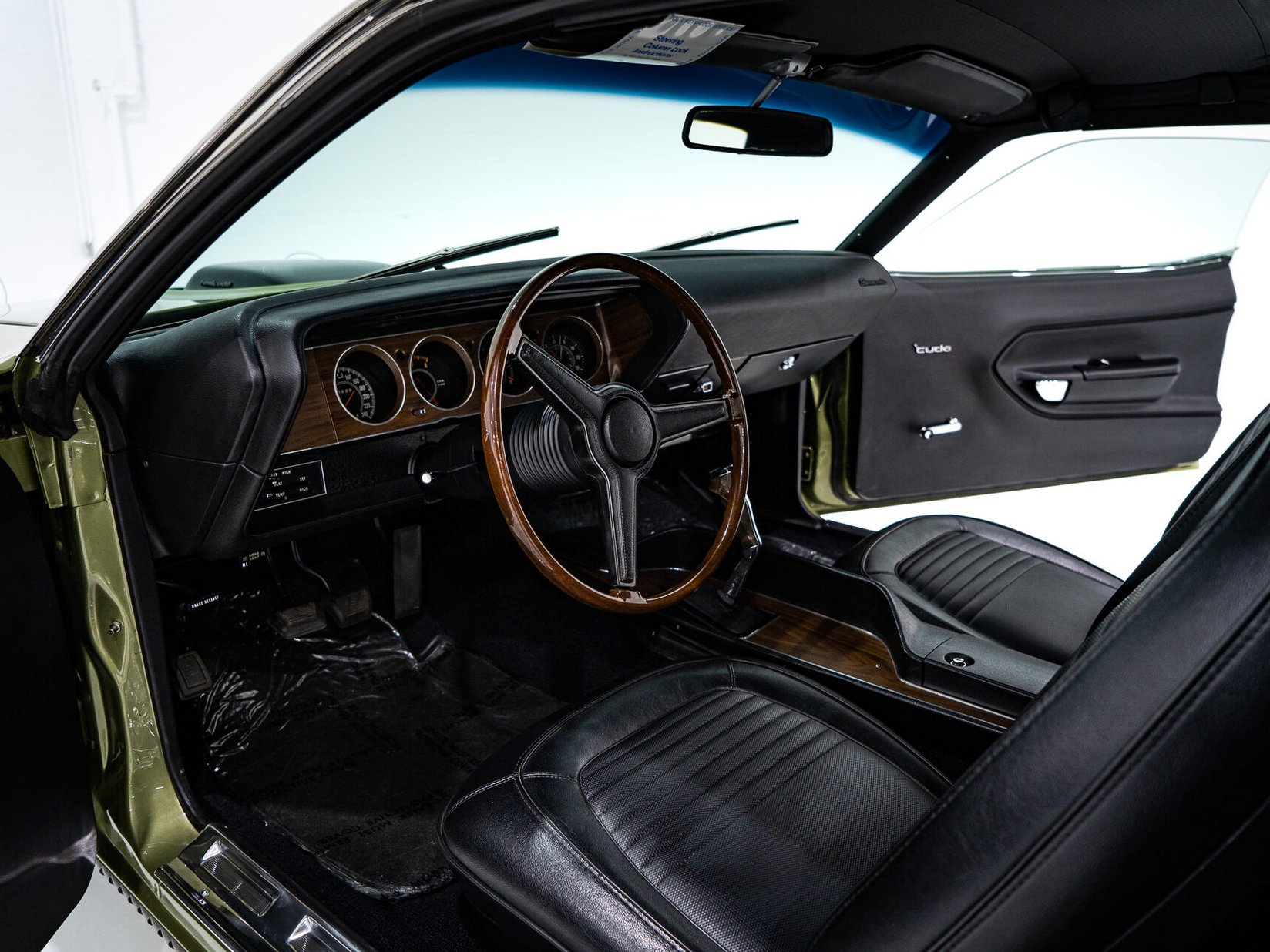 Plymouth HEMI Cuda *PRICE IN USD* | 1 Of 3 Used By Chrysler Of France Racing Division 1970 Vert Kirkland - photo #11