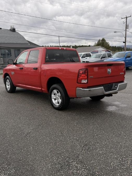 RAM 1500 Classic 2023 2023 Rouge