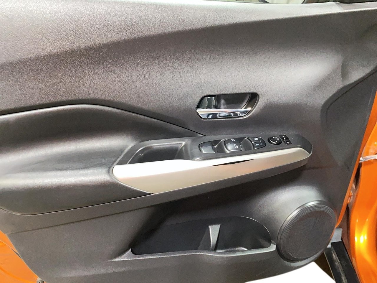 Nissan Kicks NIV 3N1CP5DV9LL578667 2020 Gris Chicoutimi - photo #11