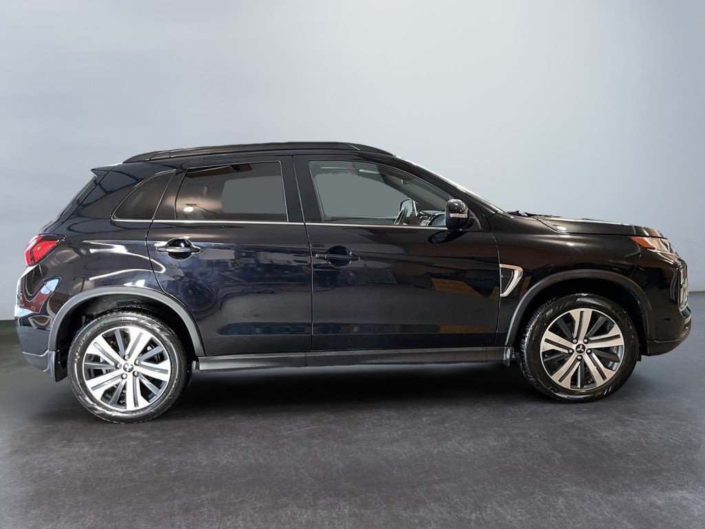 2024 Mitsubishi RVR Black Rouyn-Noranda - photo #7
