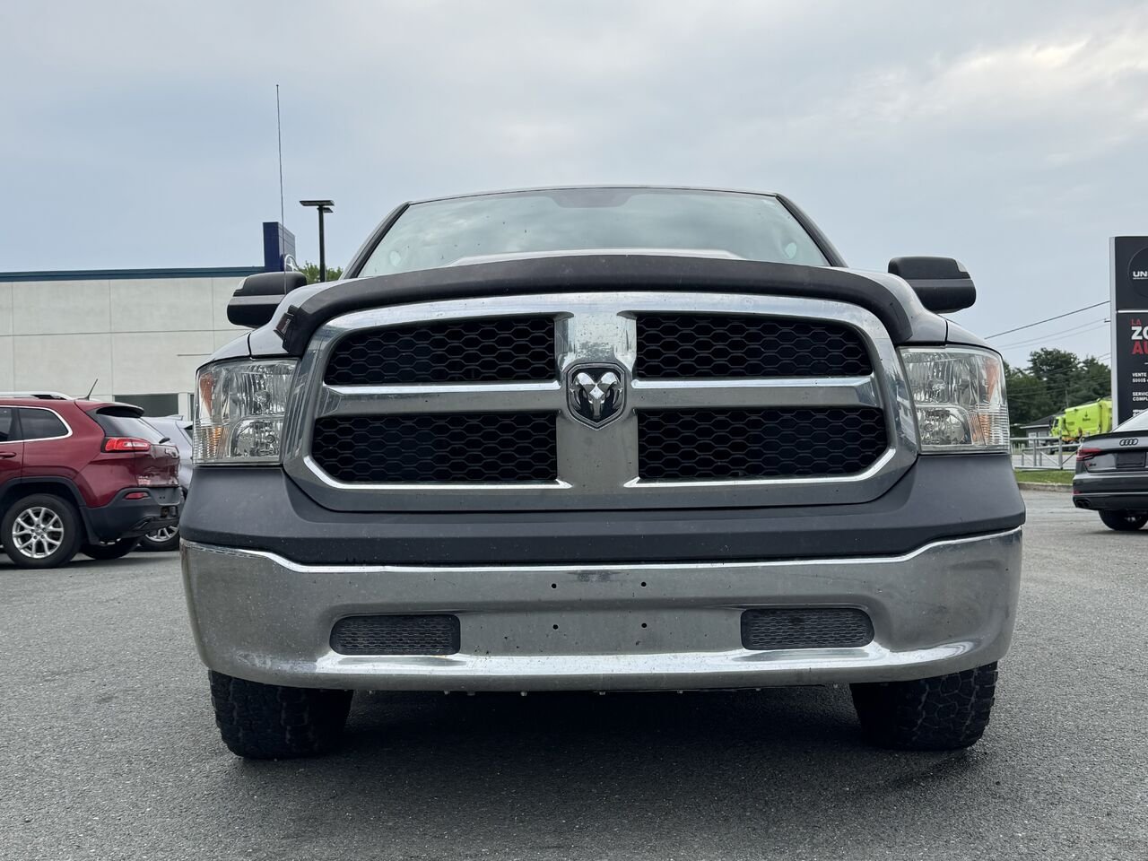 Ram 1500 Hemi 2015 Noir Granby - photo #9