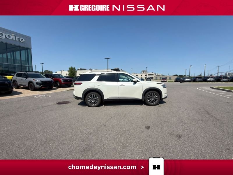 Nissan Pathfinder 2024 Blanc Laval - photo #11