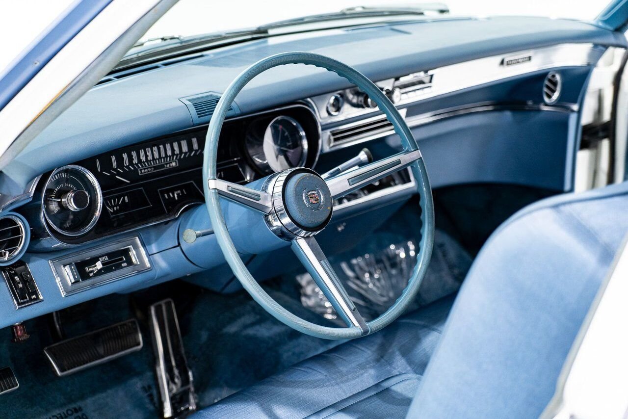 Cadillac Fleetwood **PRICE IN USD** Factory Limo dual AC with only 18,892 miles 1966 Blanc Montréal - photo #84