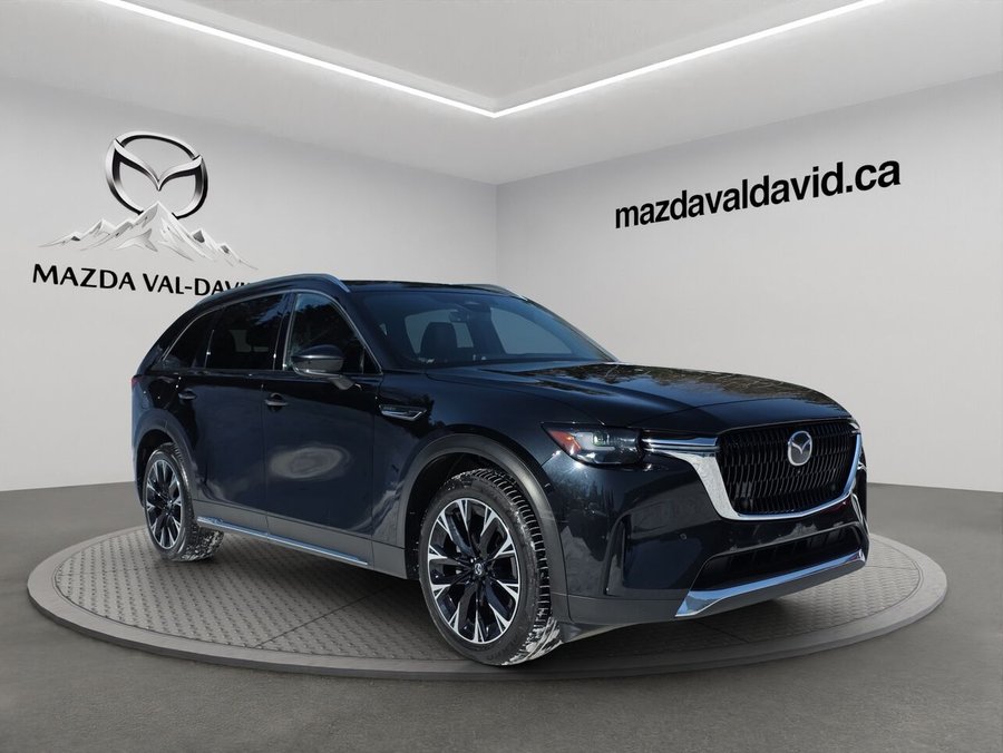 Mazda CX-90 hybride rechargeable GT AWD, Navigation, Toit ouvrant panoramique, Sièges à fonctions mémoire 2024 Noir