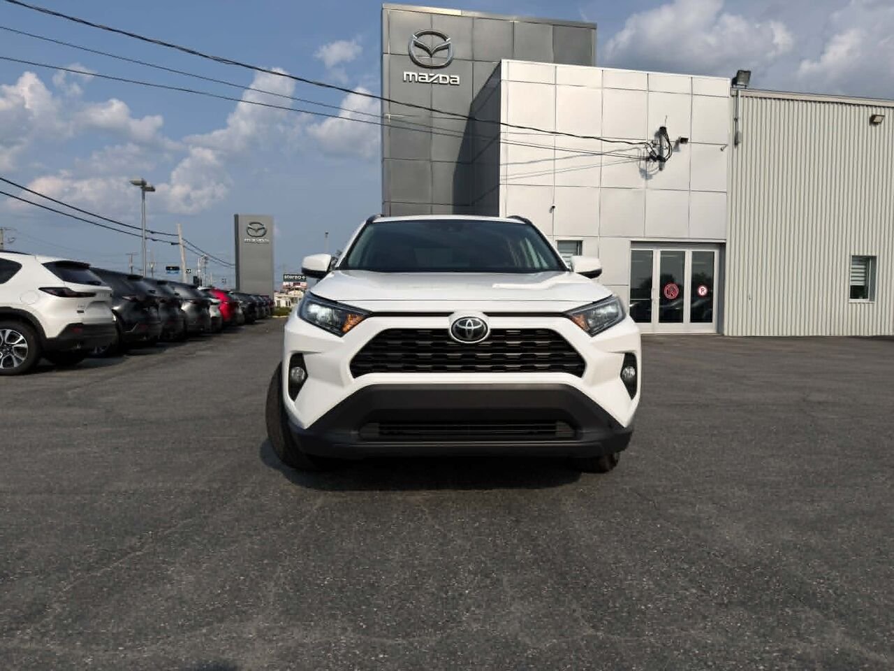 Toyota RAV4 u03090 | XLE TI 2021 Blanc Val-d'Or - photo #1