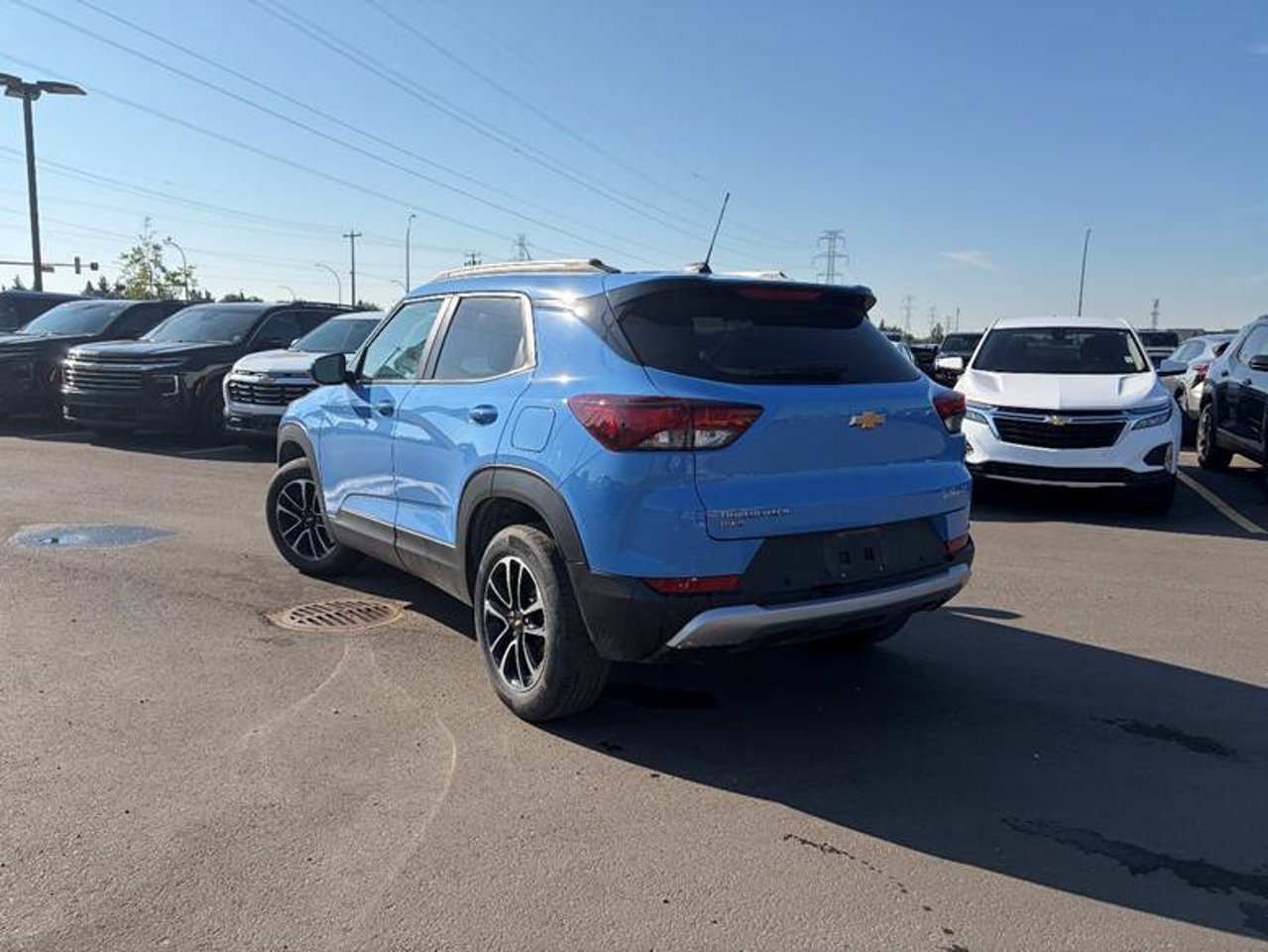 2024 Chevrolet Trailblazer AWD 4dr LT Blue Sherwood Park - photo #3