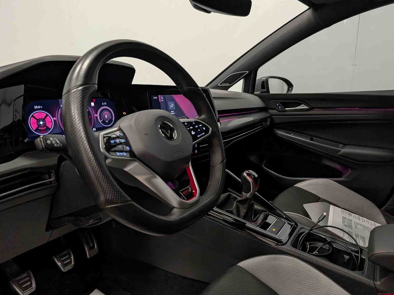 2023 Volkswagen GOLF GTI 2.0 TSI Performance Toit Ouvrant Manuelle Other Sherbrooke - photo #11