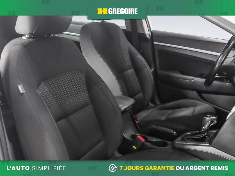2019 Hyundai Elantra White Blainville - photo #28