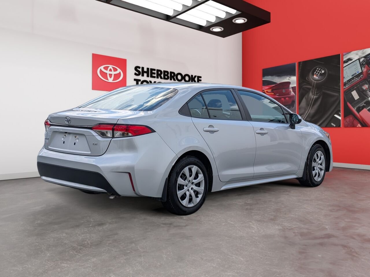 Toyota Corolla LE/SIÈGES CHAUFFANTS/CAMÉRA DE RECUL/BLUETOOTH/AC/ 2021 Argent Sherbrooke - photo #3