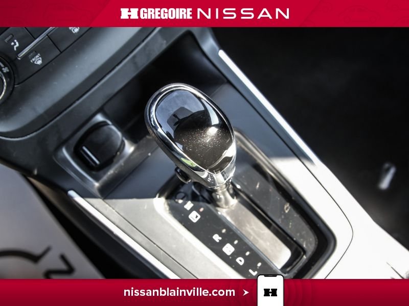 2016 Nissan Sentra White Saint-Eustache - photo #18