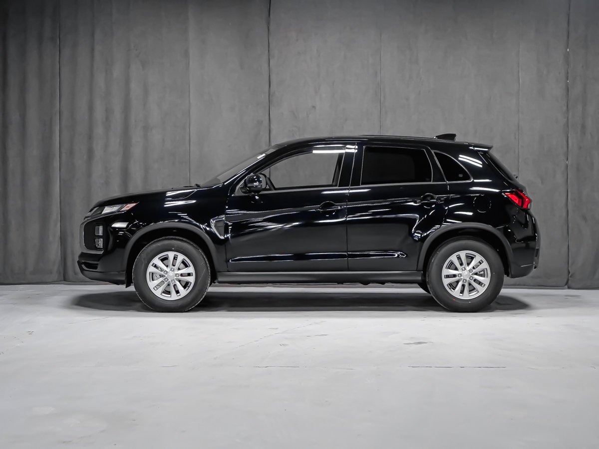 2026 Mitsubishi RVR SE Black Montreal - photo #6