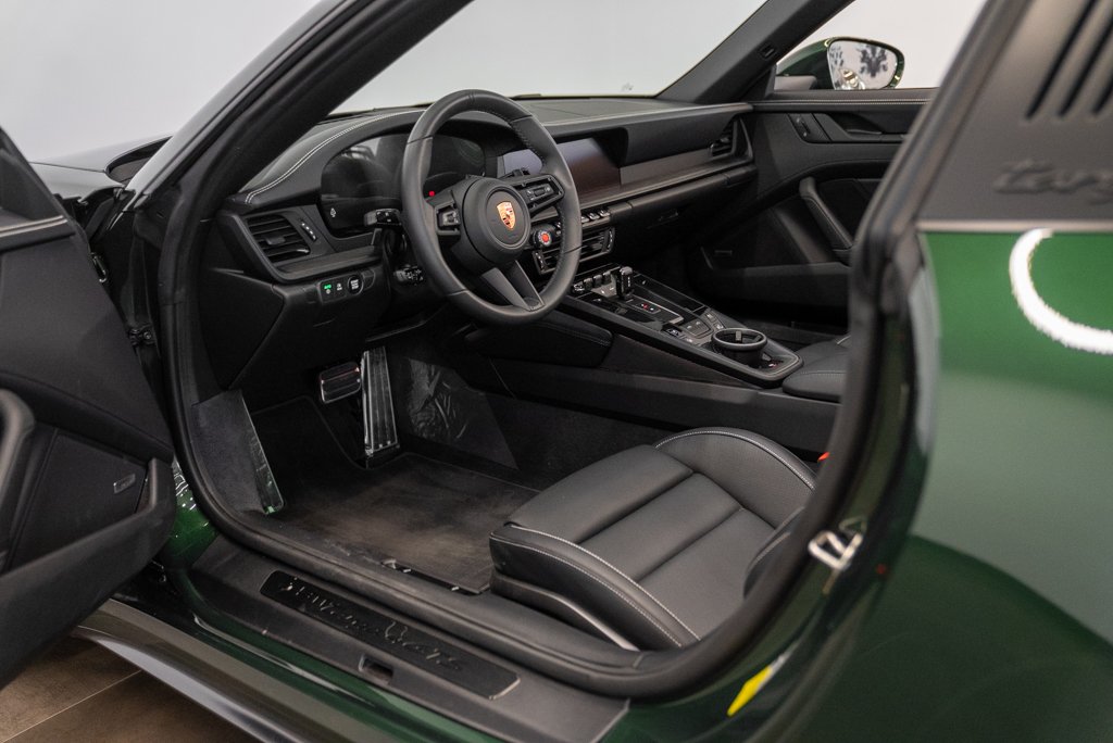 2026 Porsche 911 Targa 4 GTS Green Kirkland - photo #19