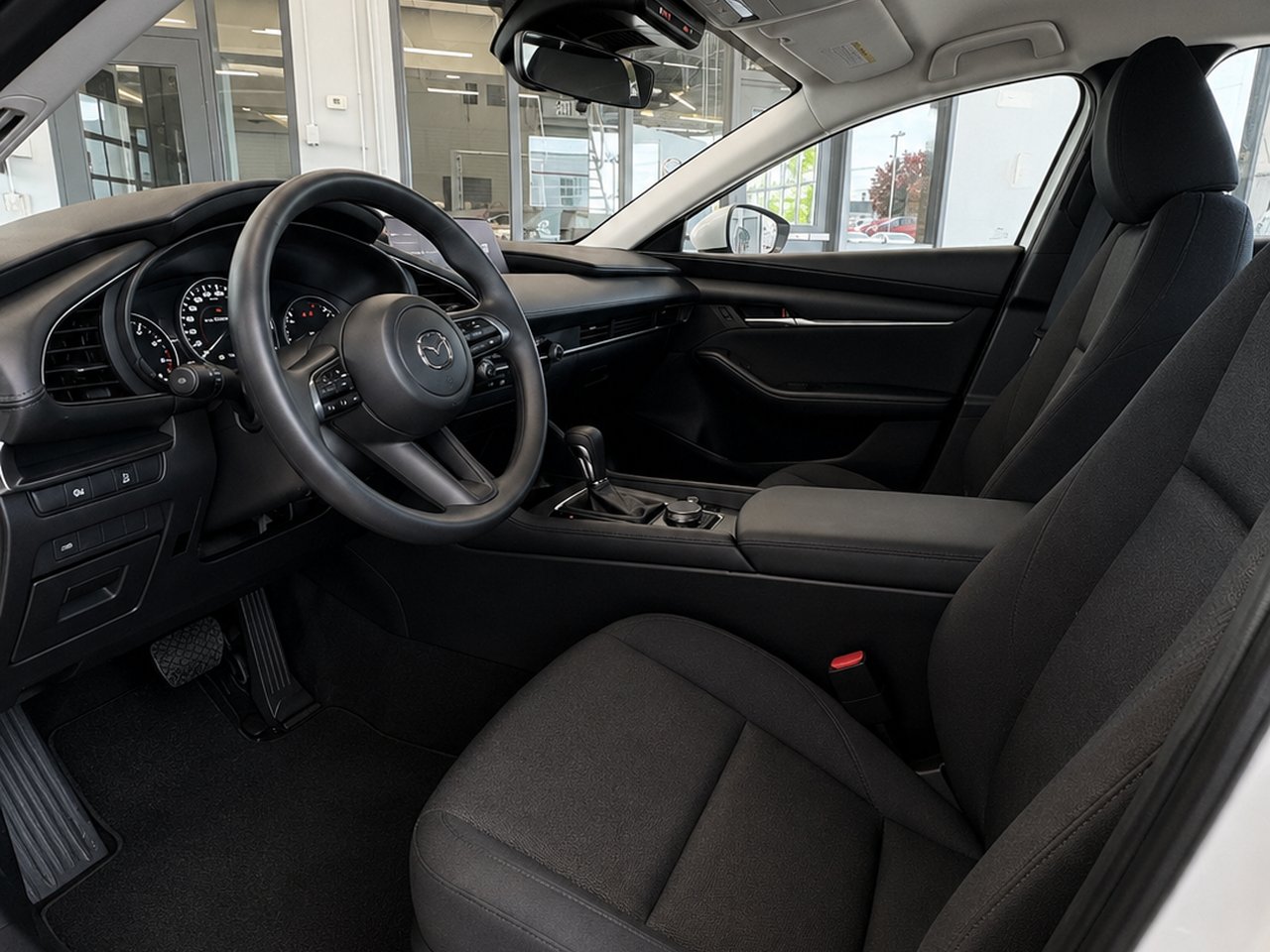 MAZDA Mazda3 GX TA 2026 Blanc neige nacré Châteauguay - photo #9