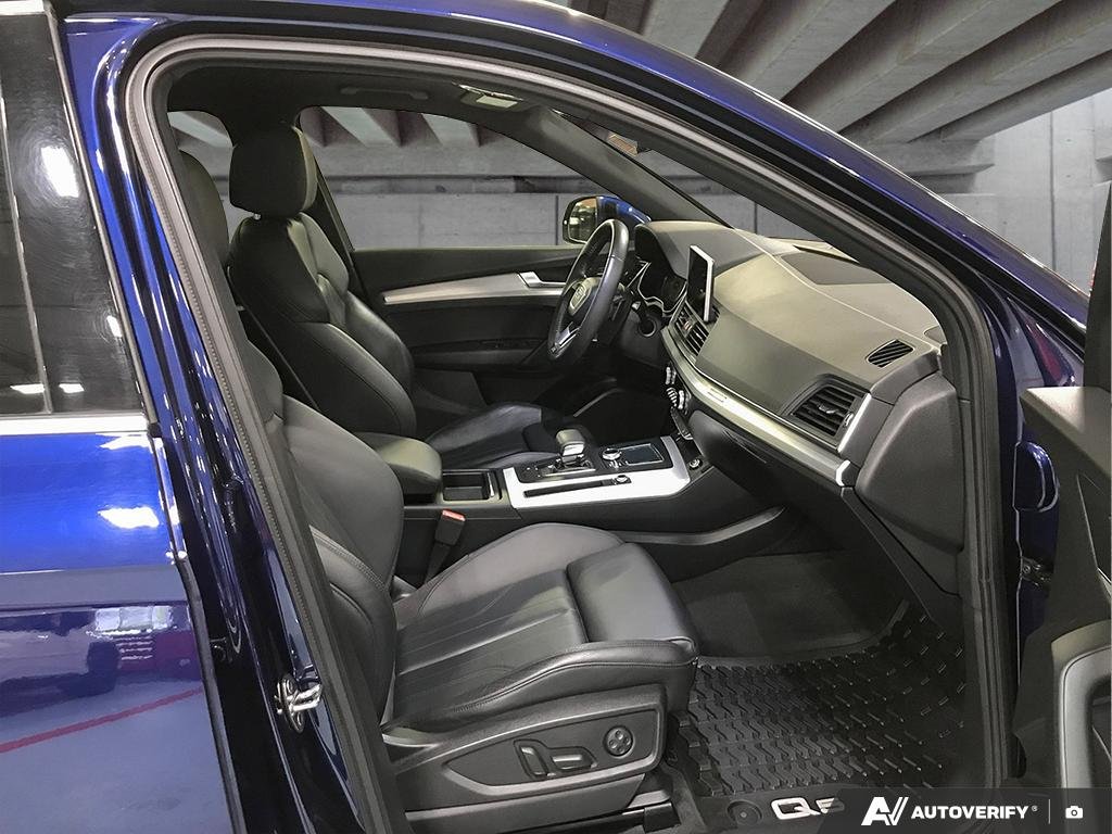 2018 Audi Q5 2600853A | Progressiv Blue Edmonton - photo #21