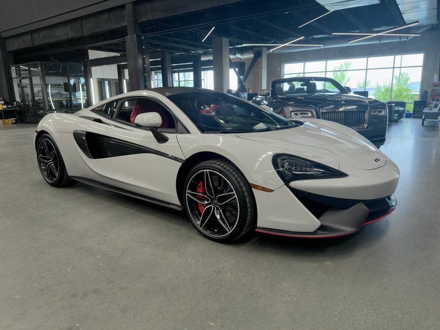2017 McLaren 570S 2017 Grey
