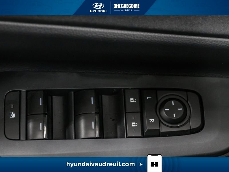 2026 Toyota Prius Silver Saint-Eustache - photo #18