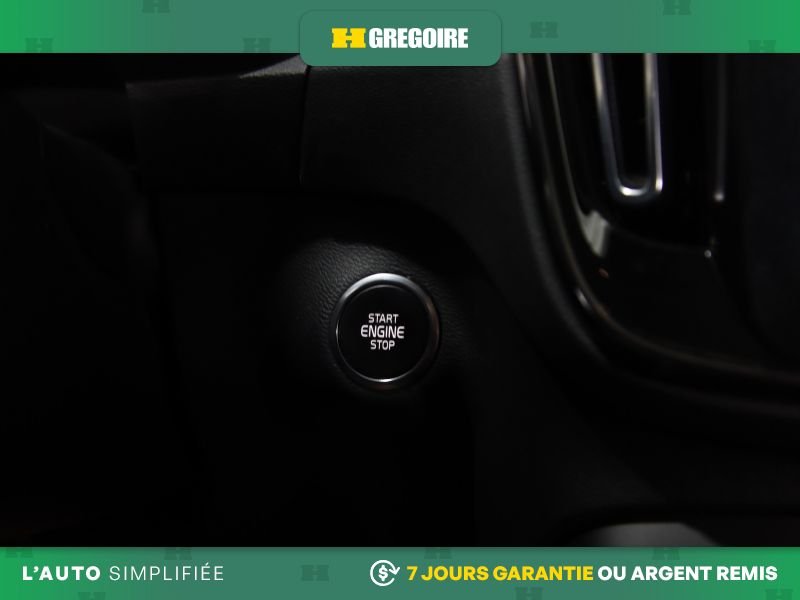 Volvo XC40 724683A | Momentum AWD AUTO A/C MAGS CAM RECUL BLUETOOTH 2021 Noir Laval - photo #15