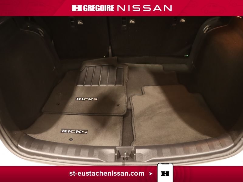 2023 Nissan Kicks White Laval - photo #26