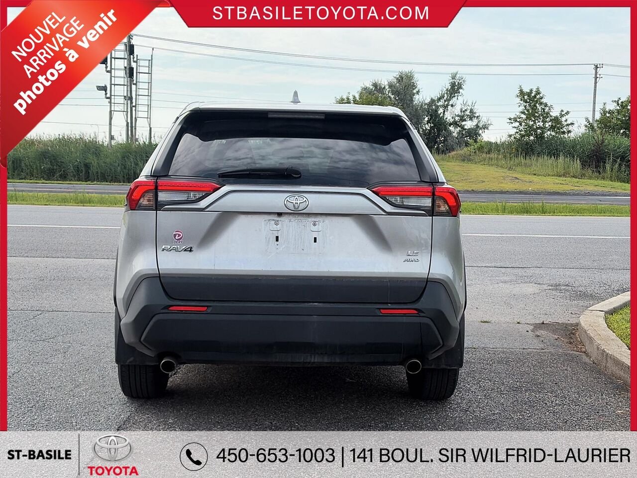 TOYOTA RAV4 2023 Gris Saint-Basile-le-Grand - photo #2